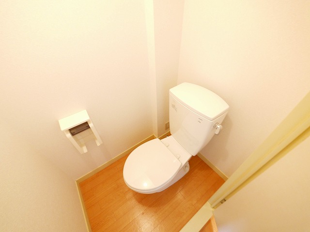 トイレ　コンパクトで使いやすいトイレです