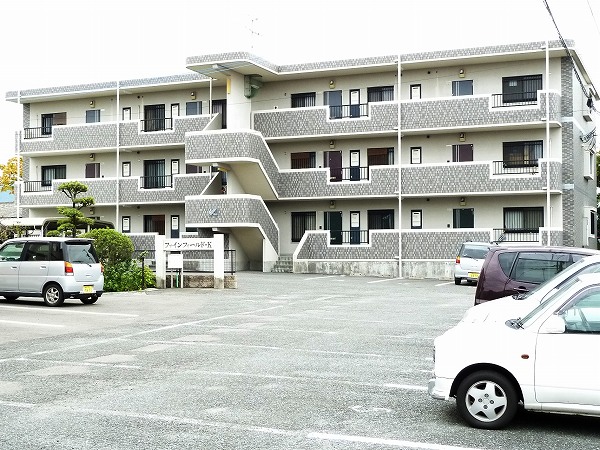 八代市本町のマンションの建物外観