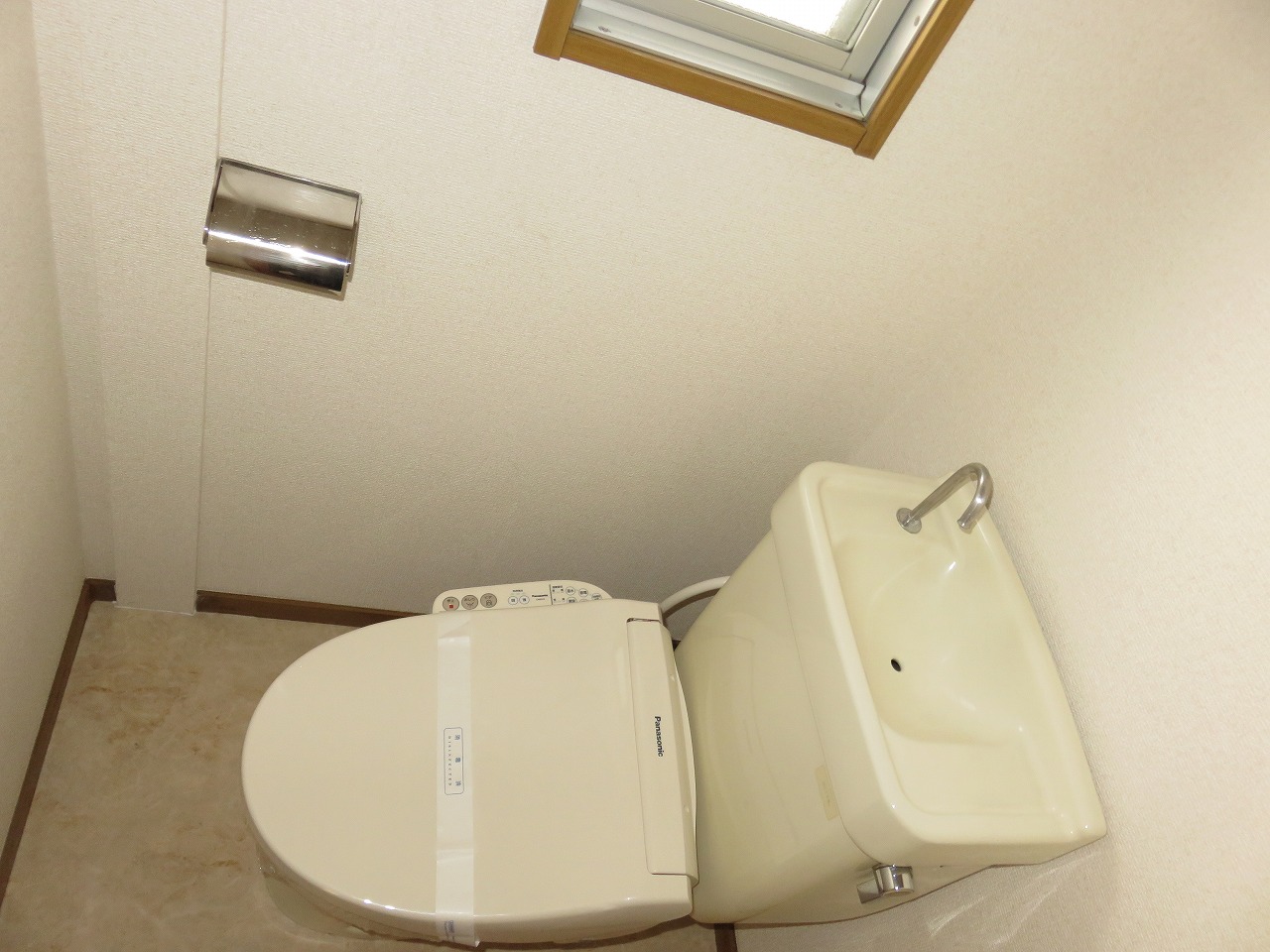 サンハイツ徳倉A棟のトイレ写真