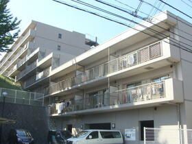 横浜市港南区野庭町のマンションの建物外観