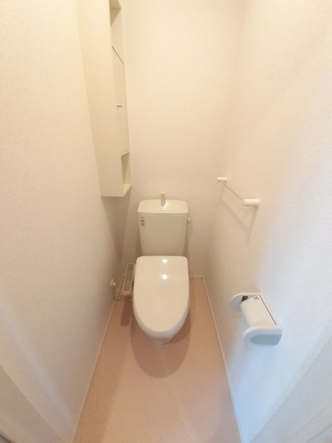 【高松市三名町のアパートのトイレ】