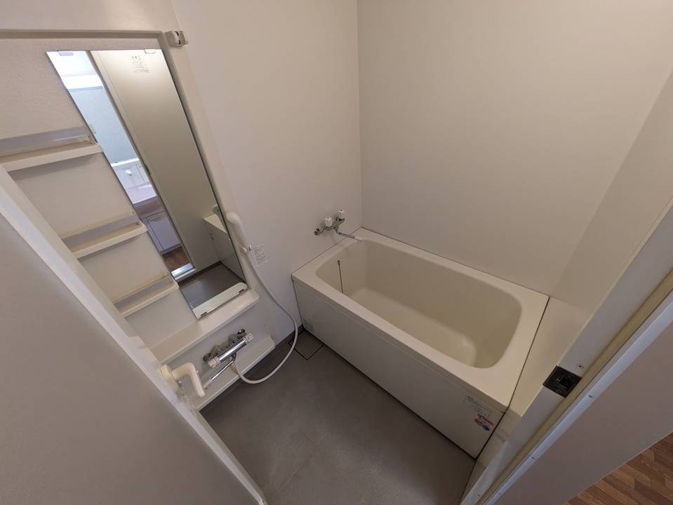 バス・シャワールーム　浴室