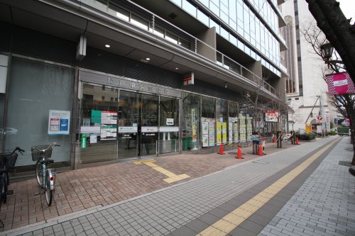 【セレニテ神戸元町の郵便局】