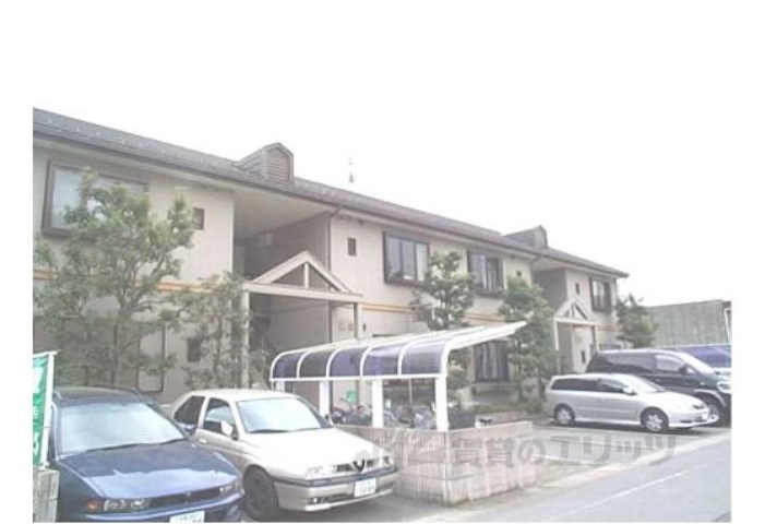 京都市北区上賀茂池端町のアパートの建物外観