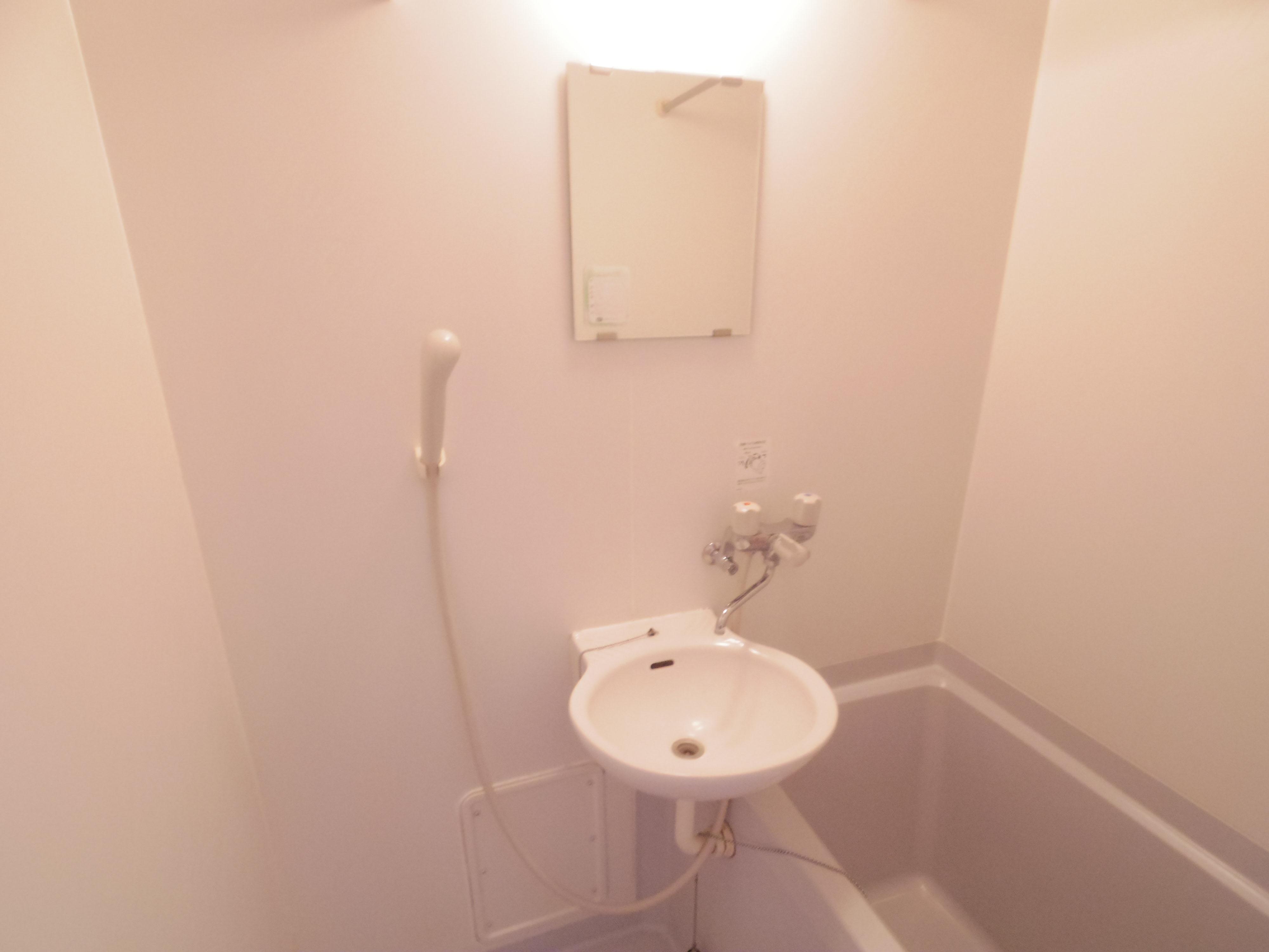 洗面設備　同型モデル