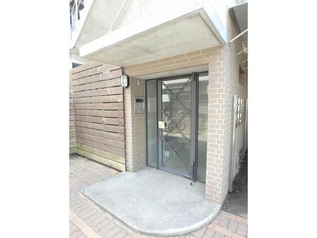 エントランス　エントランス部分