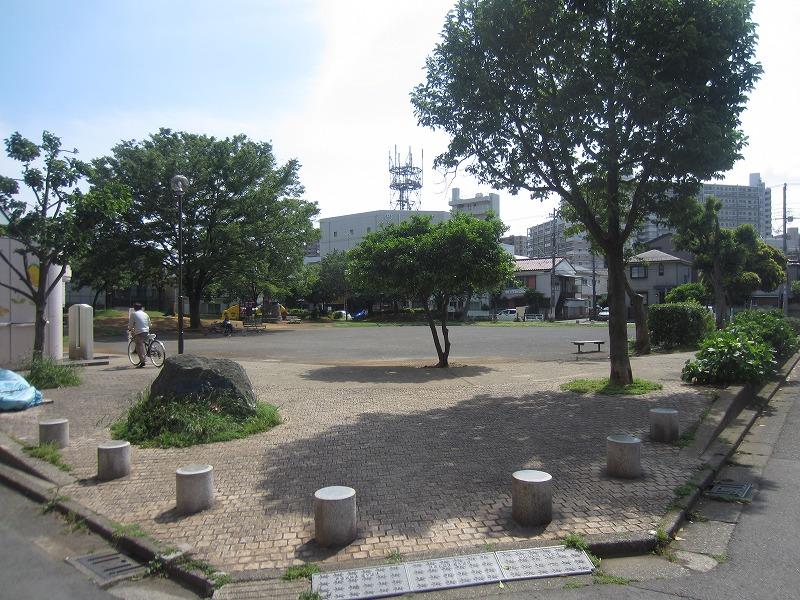 【川崎市川崎区浅田のマンションの公園】