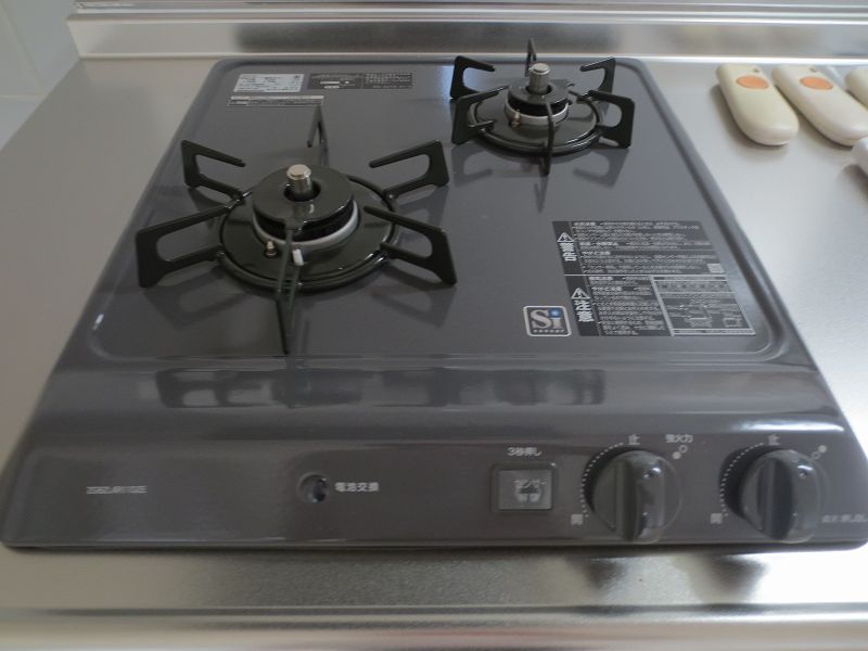 キッチン　２口ガスシステムキッチン