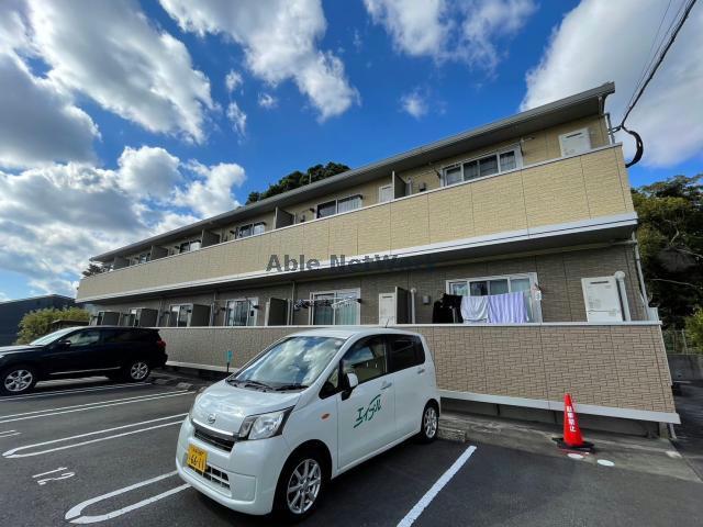 【諫早市西郷町のアパートの建物外観】