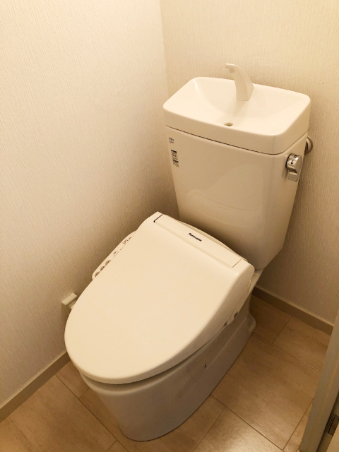 トイレ　トイレ