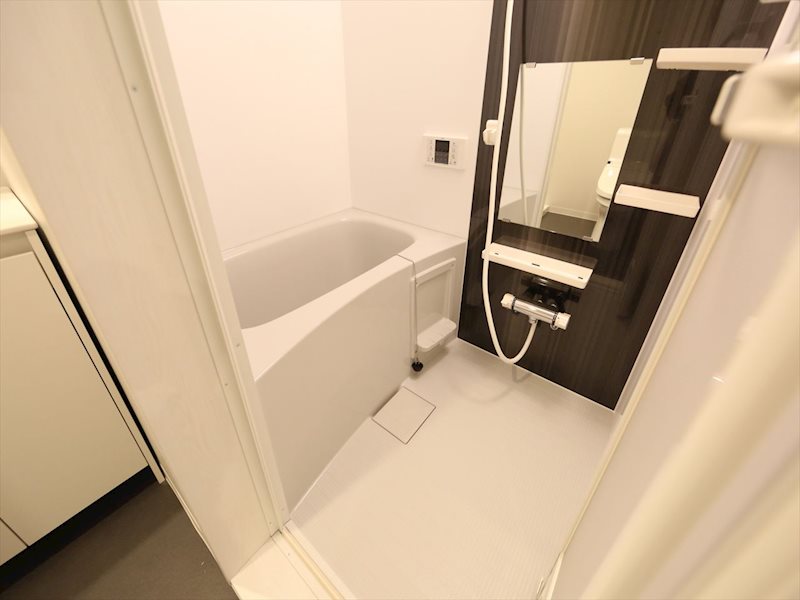 バス・シャワールーム　追い焚き機能付　オートバス機能付バスルーム