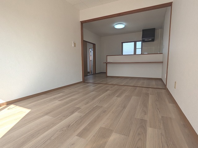 居室・リビング　リビングとして洋室として使いやすいお部屋です♪