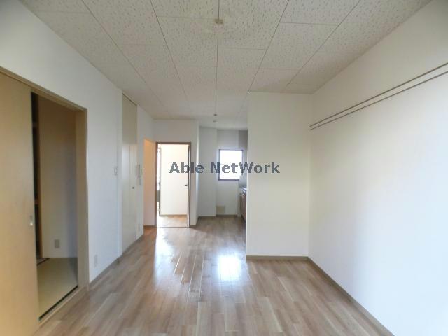 居室・リビング　103