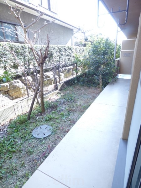 バルコニー　別のお部屋のお写真です