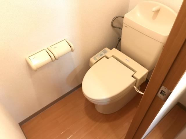 トイレ　シャワー付トイレ