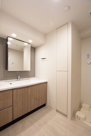 洗面設備　■室内洗濯機置き場■独立洗面台