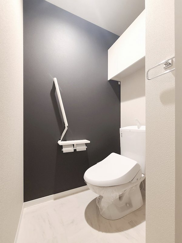 シャーメゾン小仲台のトイレ写真