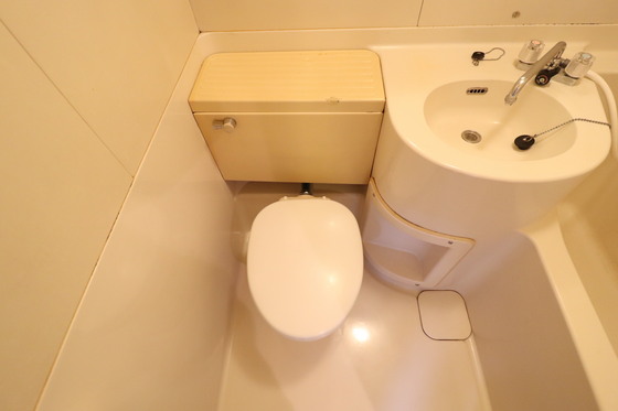トイレ　※別部屋の写真です