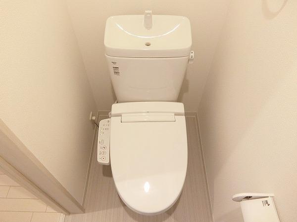 トイレ　ウォシュレット！