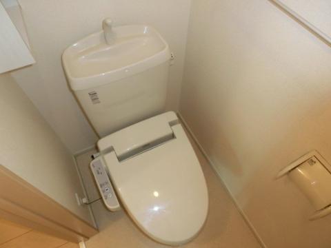 エルベラン　トイレ　シャワー付トイレ