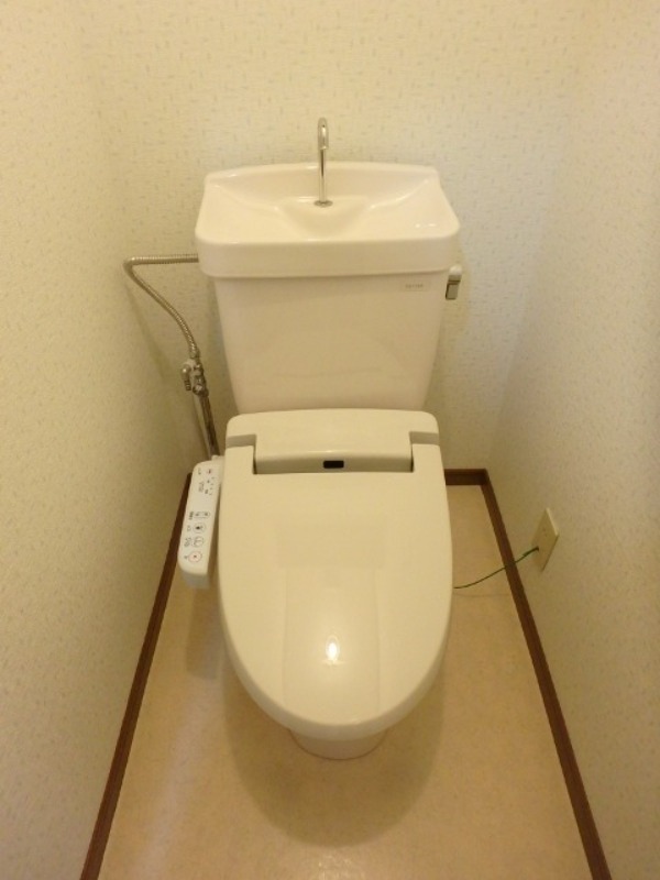 トイレ　図面と現状に相違がある場合には現状を優先