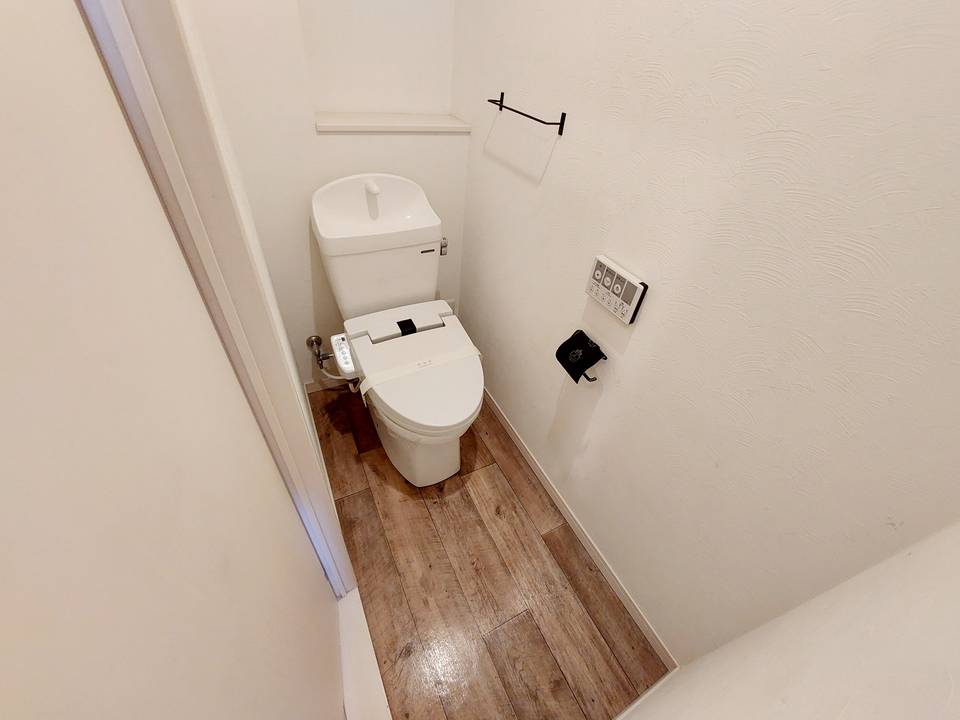 トイレ　トイレ