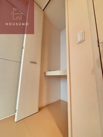 収納　同施工会社・同型モデルの室内です。（参考写真・イメージ写真）