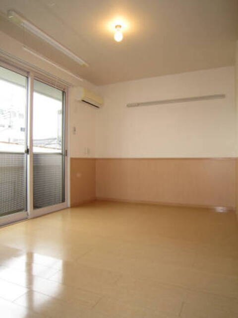 居室・リビング　☆ＬＤＫ８．５帖（エアコン＆室内物干有り）☆