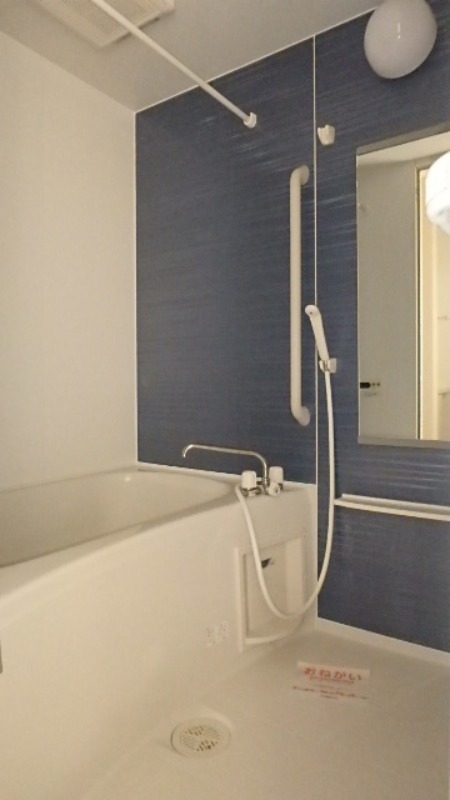 バス・シャワールーム　図面と現状に相違がある場合には現状を優先