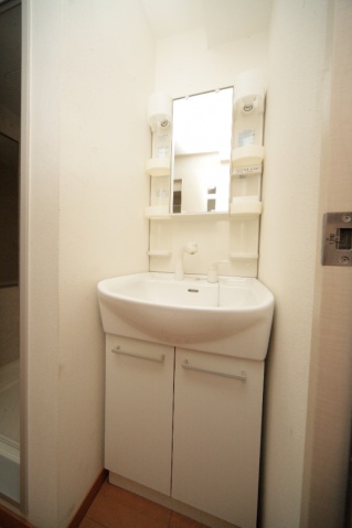 洗面設備　独立洗面化粧台