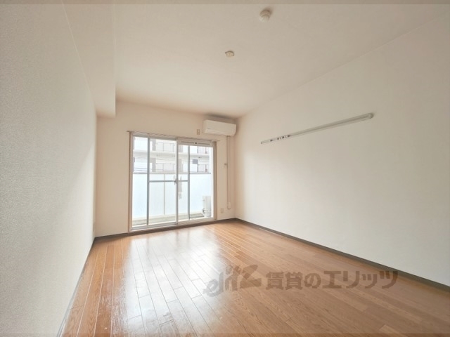 居室・リビング　居室