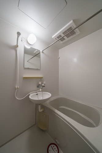 バス・シャワールーム　バスルーム