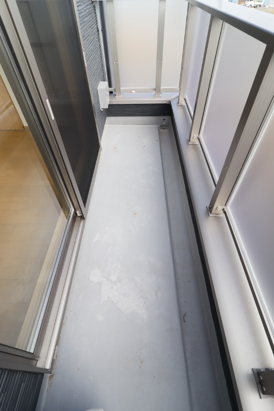 バルコニー　図面と現状に相違がある場合には現状を優先