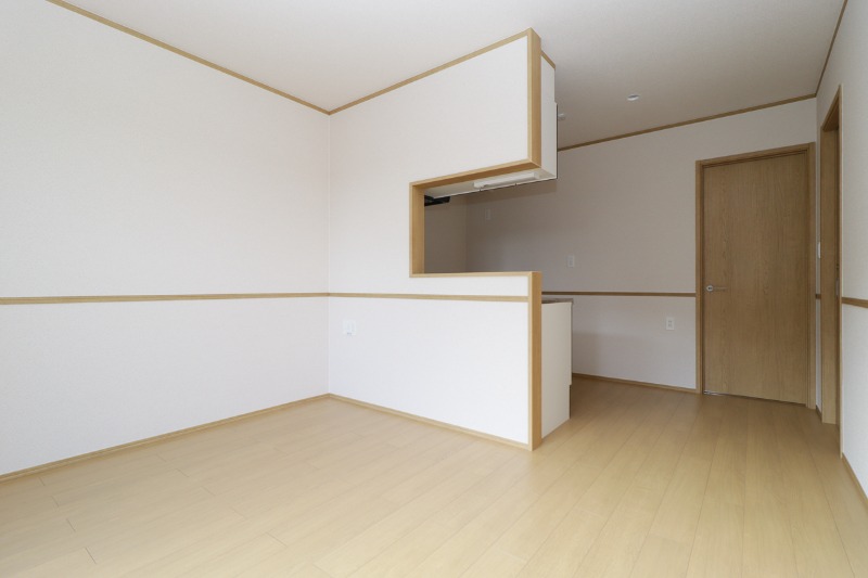 居室・リビング　図面と現状に相違がある場合には現状を優先