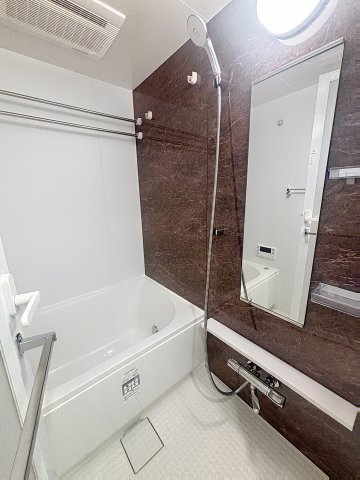 バス・シャワールーム　きれいなお風呂です