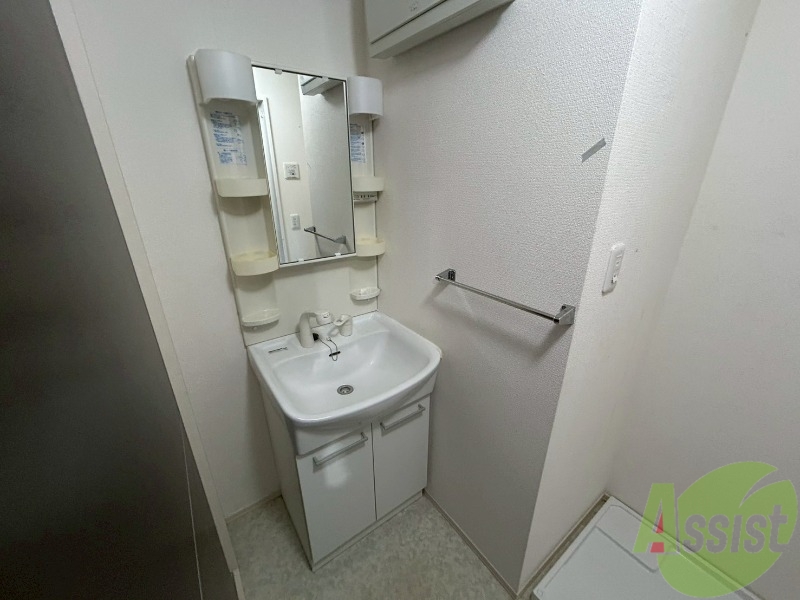 バス・シャワールーム　シャンプードレッサーなので身支度しやすそうですね。