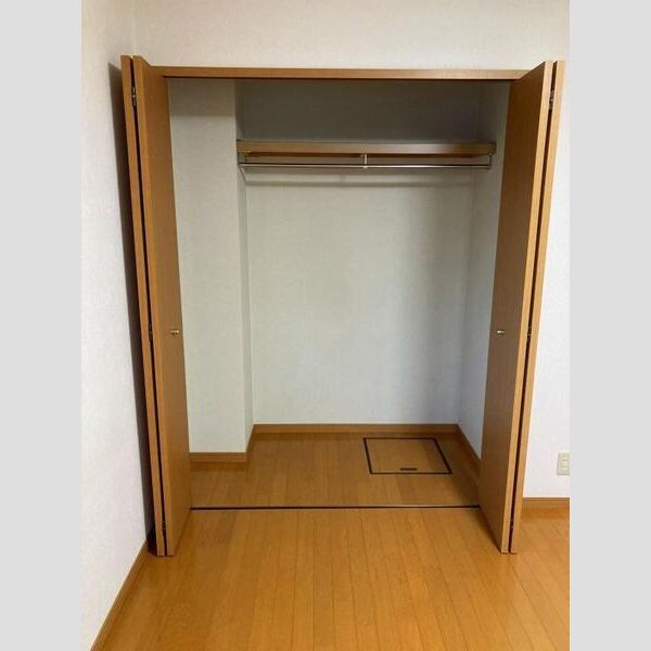 収納　北洋間収納