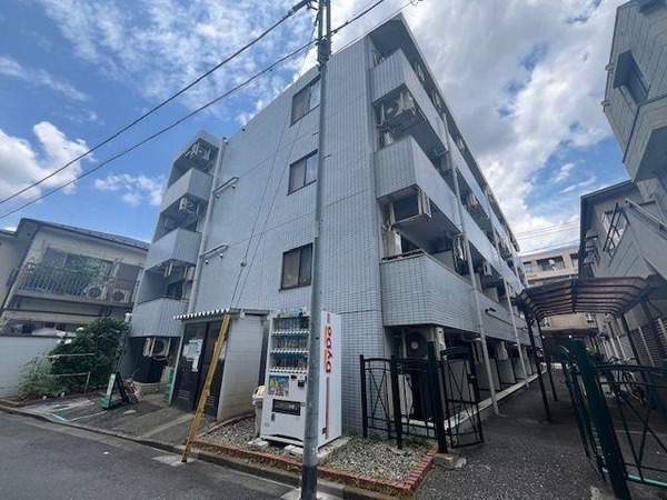 建物外観　落ち着いた雰囲気の外観です