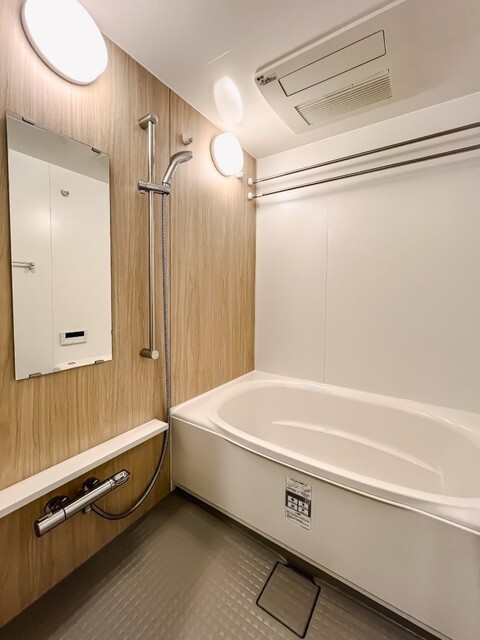 バス・シャワールーム　※写真は同タイプ住戸です。