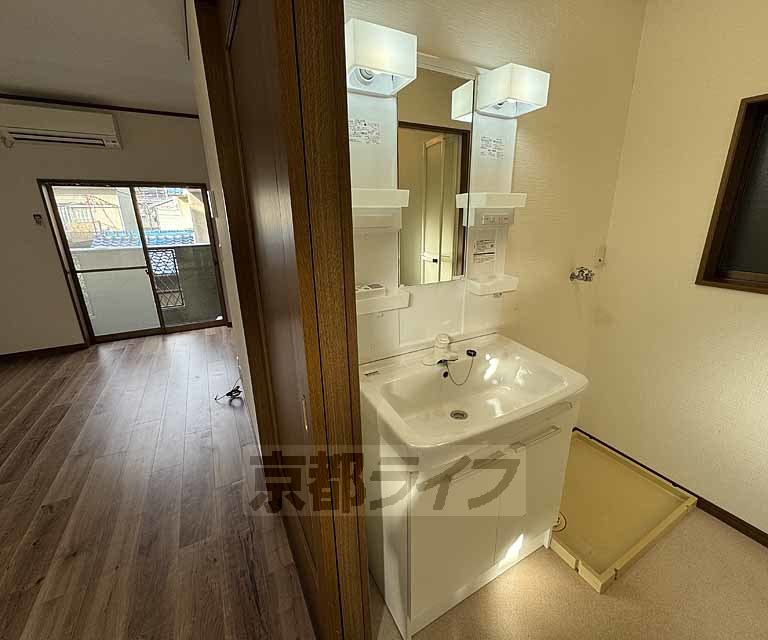 洗面設備　独立洗面台