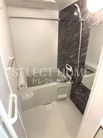 バス・シャワールーム　お風呂です