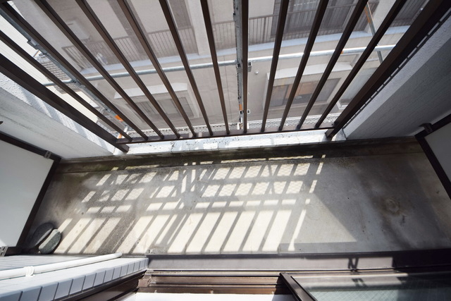 バルコニー　～今日は朝からお洗濯～