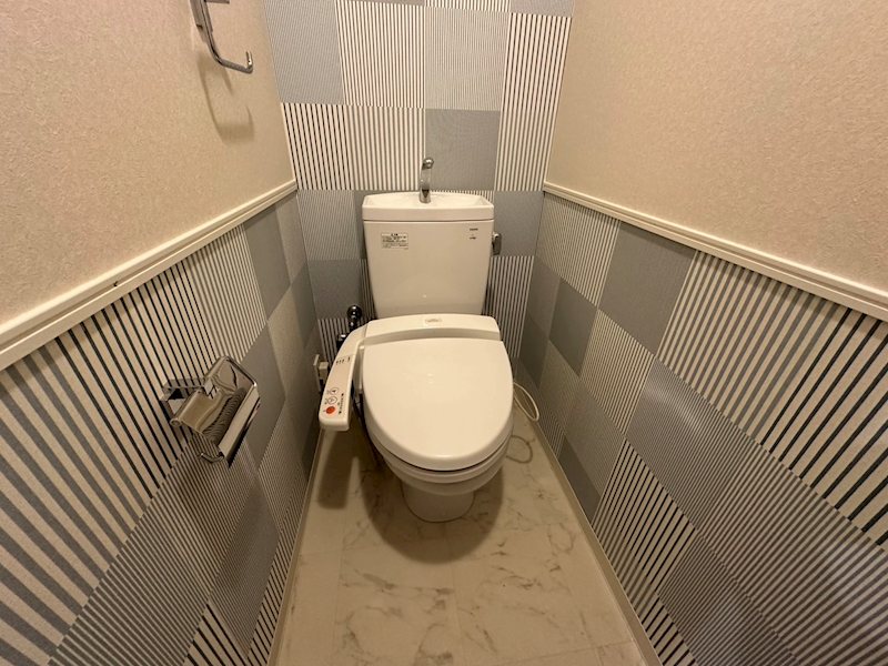 トイレ　103号室お写真です！！！！