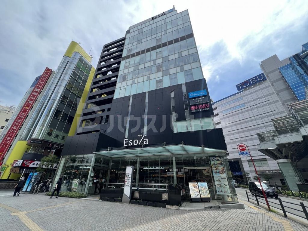 ショッピングセンター　Esola池袋（ショッピングセンター）まで510m