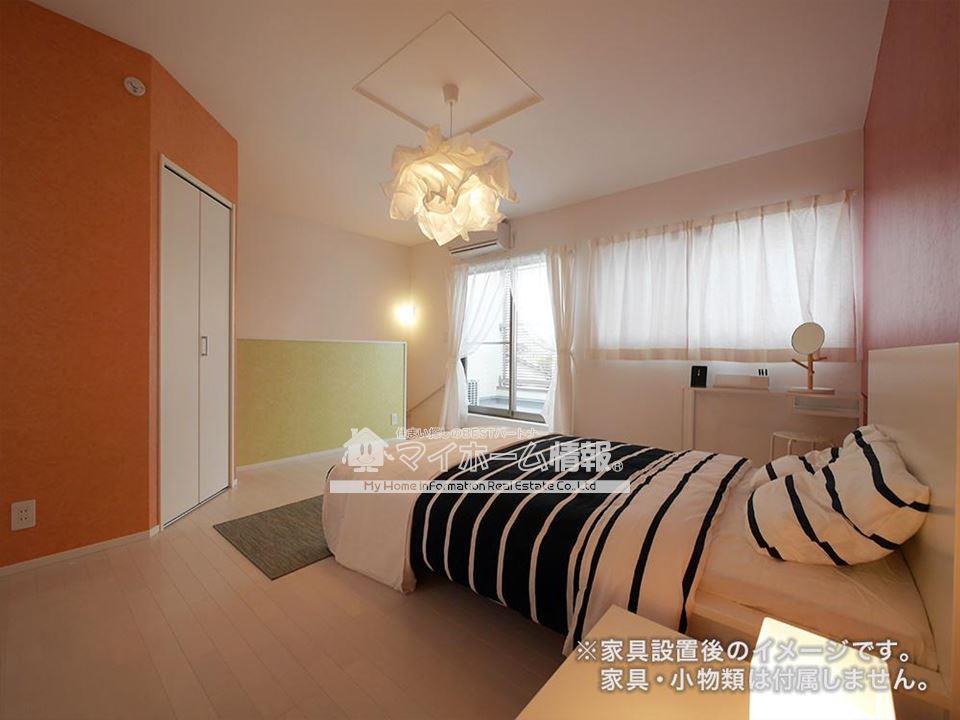 その他部屋・スペース　洋室には南向きのバルコニー