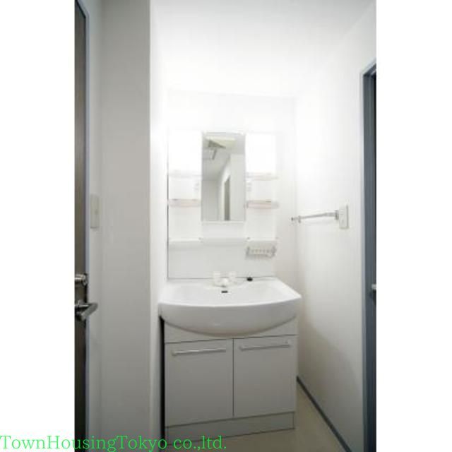 洗面設備　※写真は同タイプ住戸です。