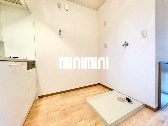 その他部屋・スペース　防水パン付洗濯機置場