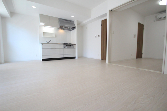 居室・リビング　同建物同間取のお写真です。