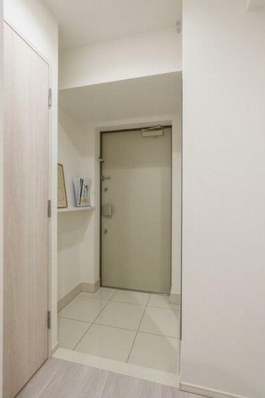 玄関　☆シューズボックス付き玄関スペース☆