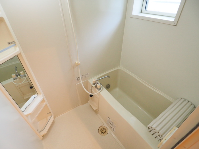 バス・シャワールーム　☆浴室乾燥・追い焚き機能が付いてます☆